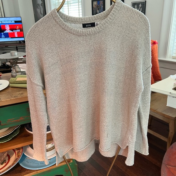 Pullover sweater - Picture 3 of 3